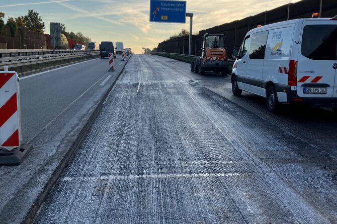 Start der Asphaltsanierungsarbeiten auf der A4